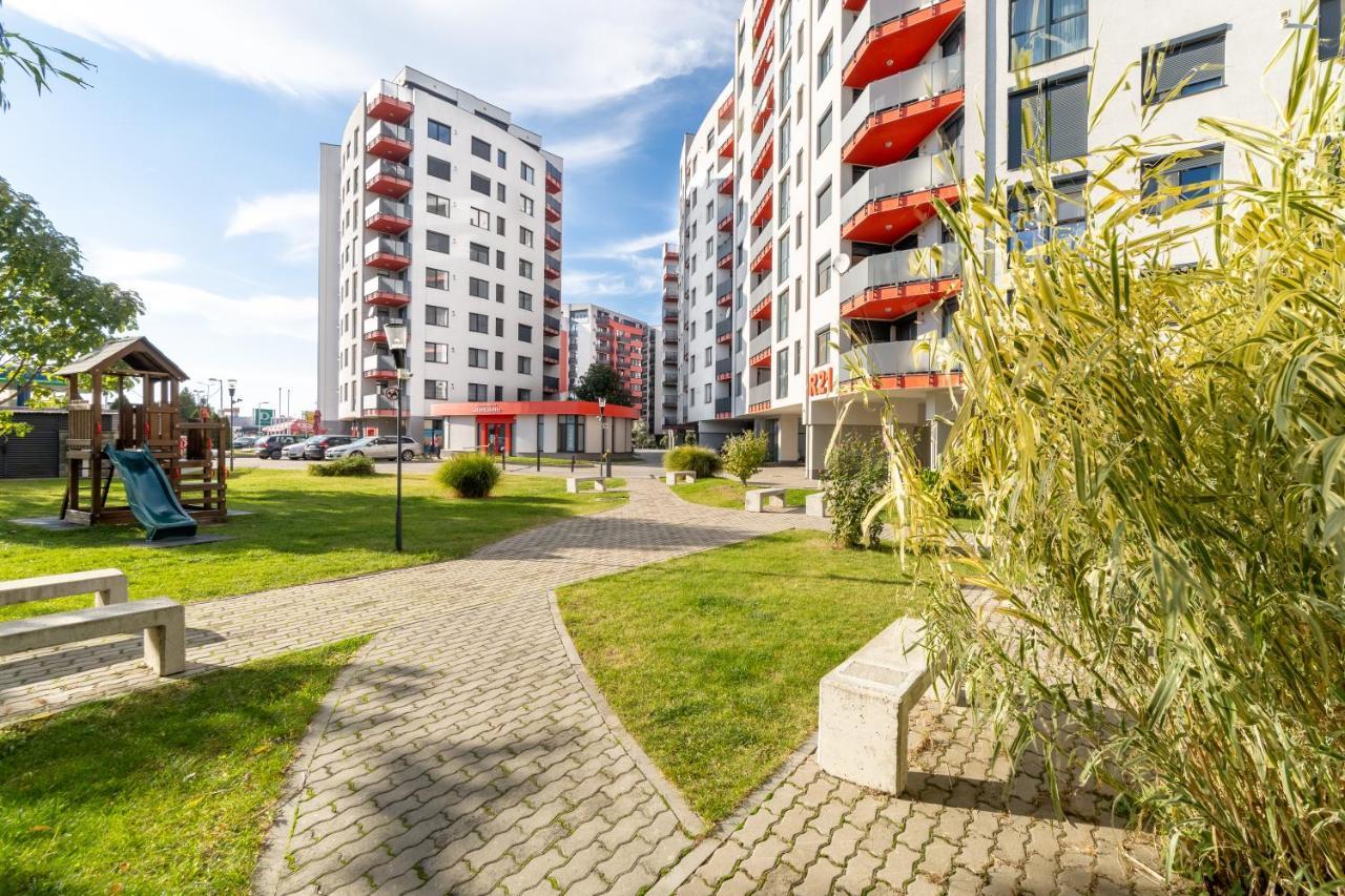 Ari Red Apartment In Complexul Ared Kaufland Arad Exteriör bild