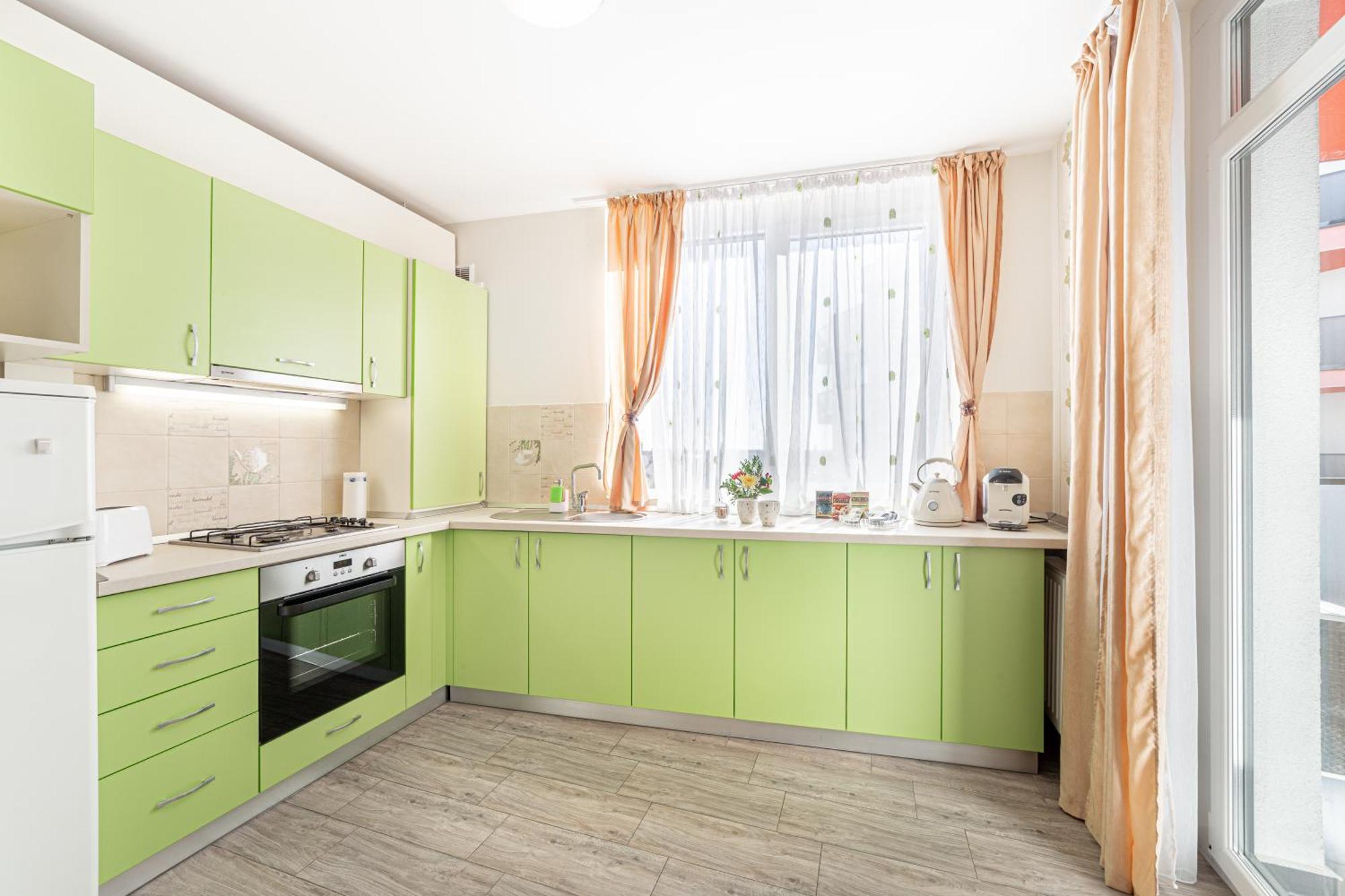 Ari - Ared Luxurious Apartments With Balcony & Free Parking Arad Exteriör bild